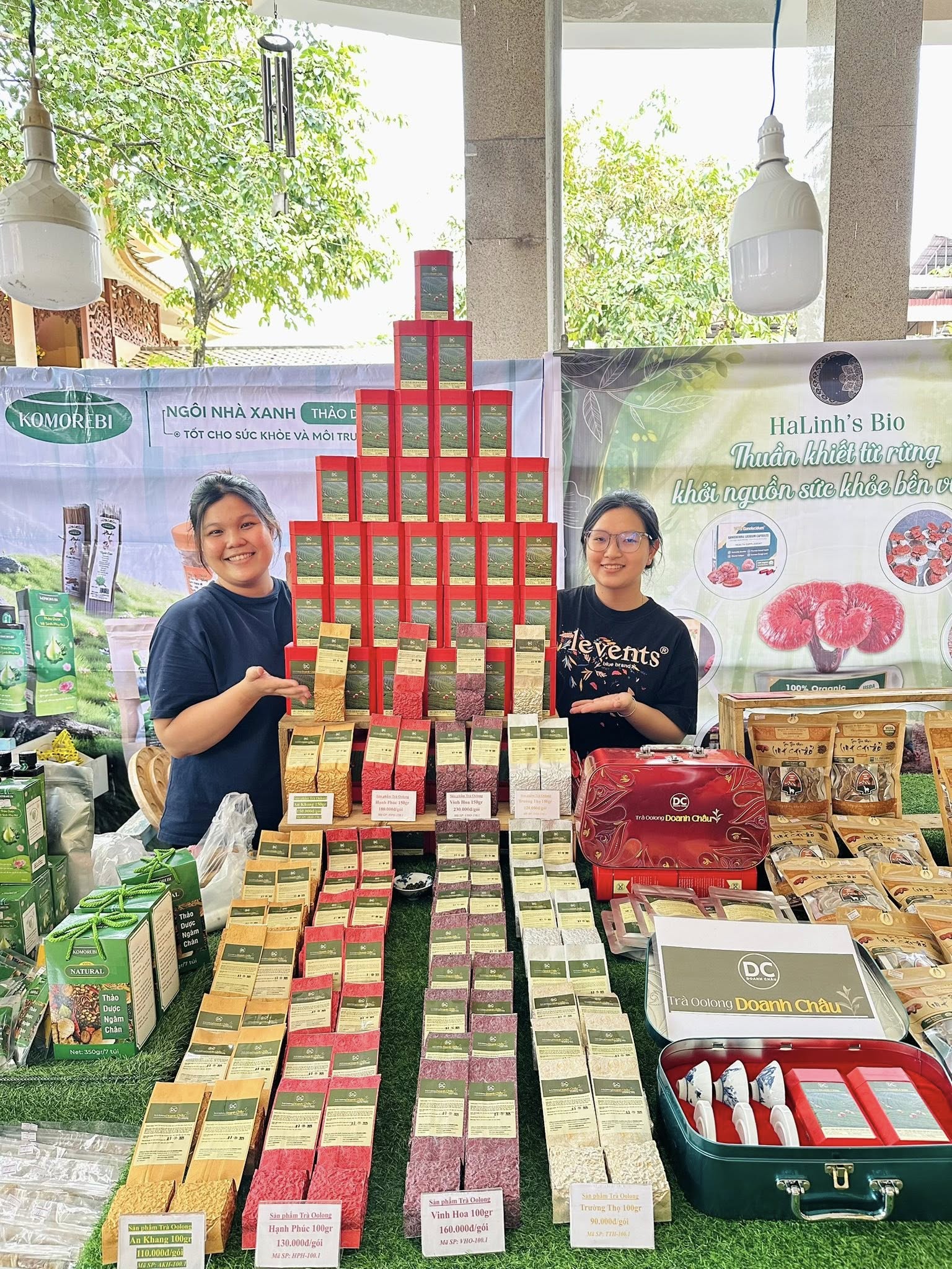 Gian hàng Doanh Châu